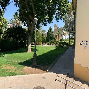 Apartamento A Estrenar A Un Minuto Del Alcázar Apartamento